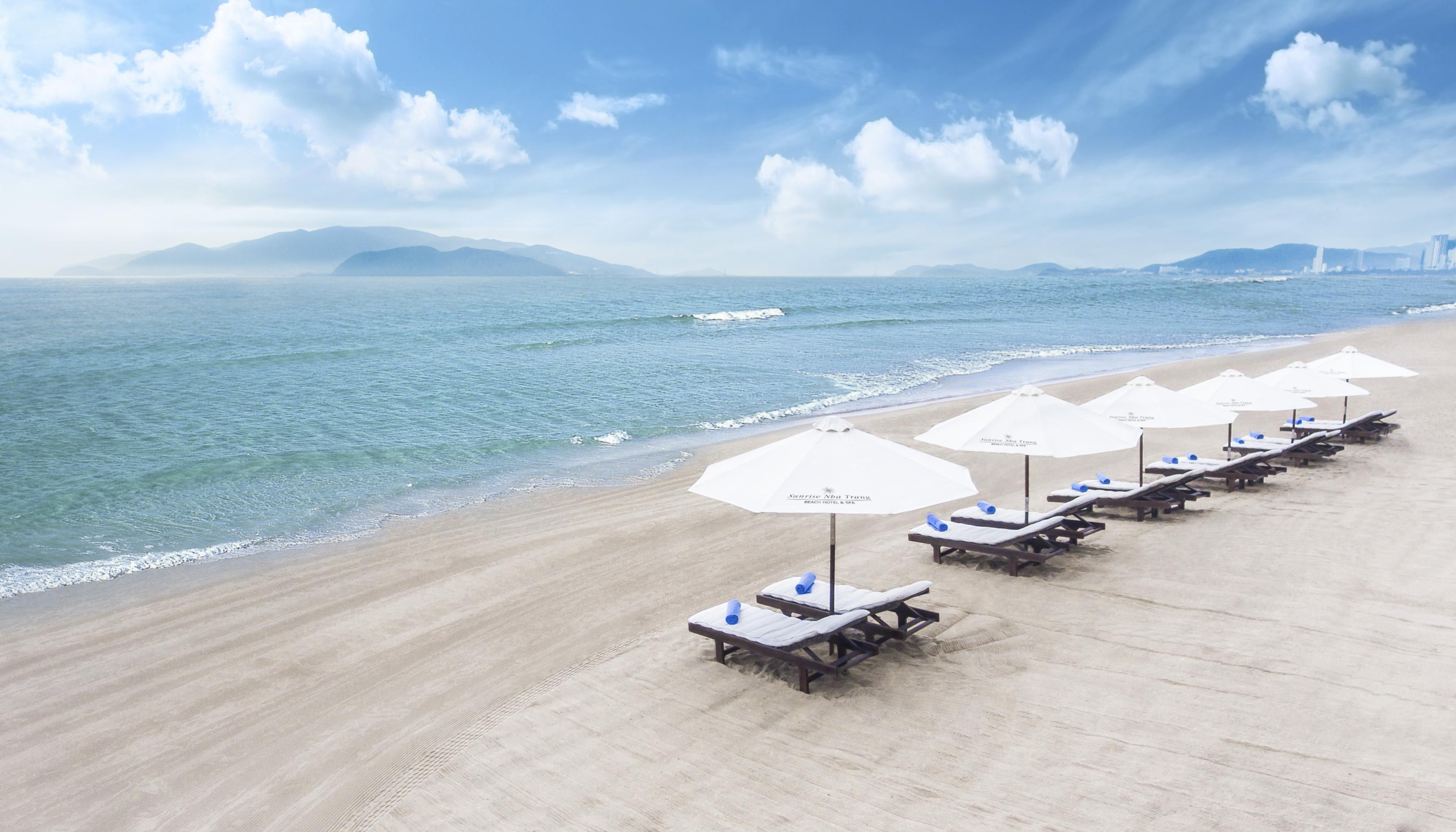 Sunrise Nha Trang Beach Hotel & Spa Dış mekan fotoğraf