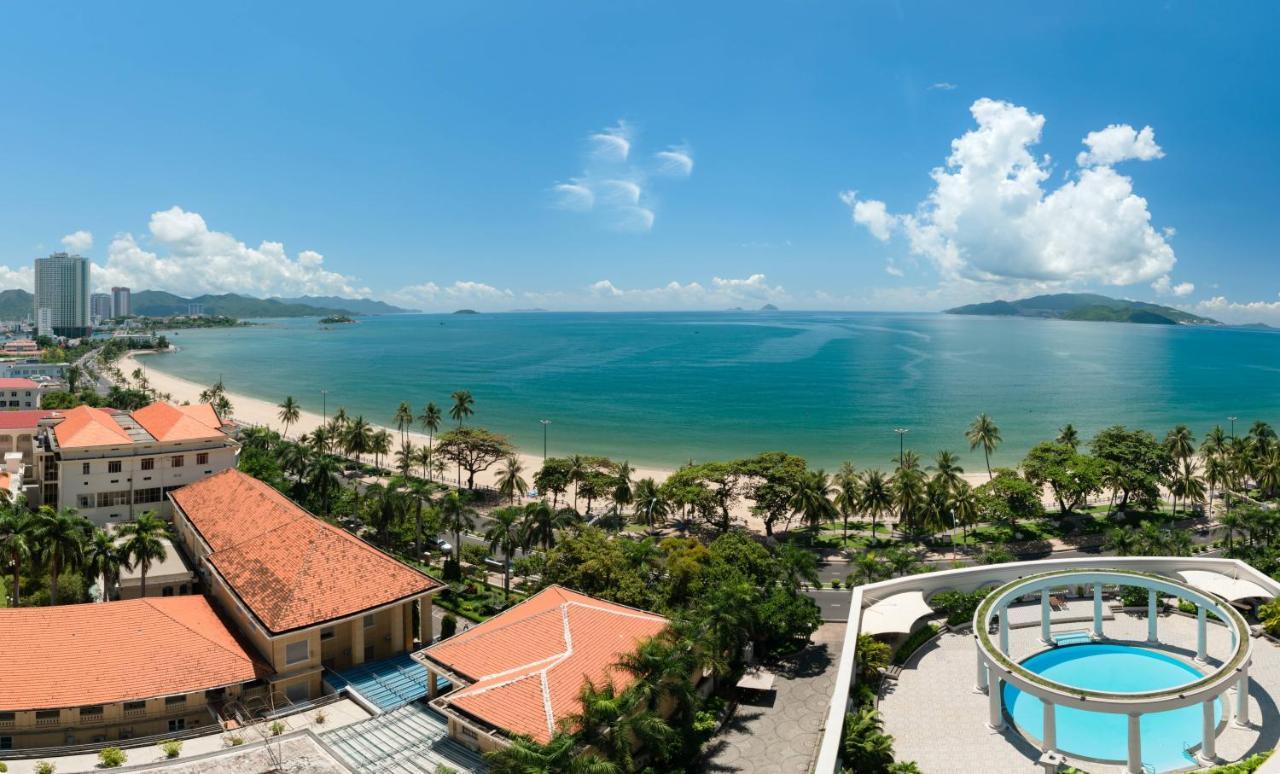 Sunrise Nha Trang Beach Hotel & Spa Dış mekan fotoğraf